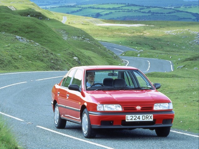 Nissan Primera Sedan foto 5