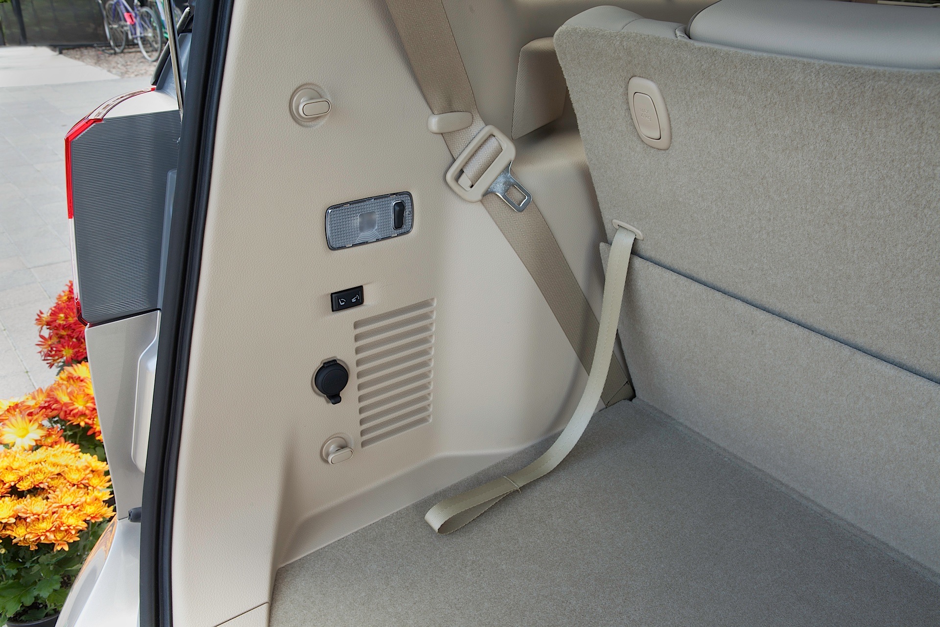 Nissan Quest photo 15