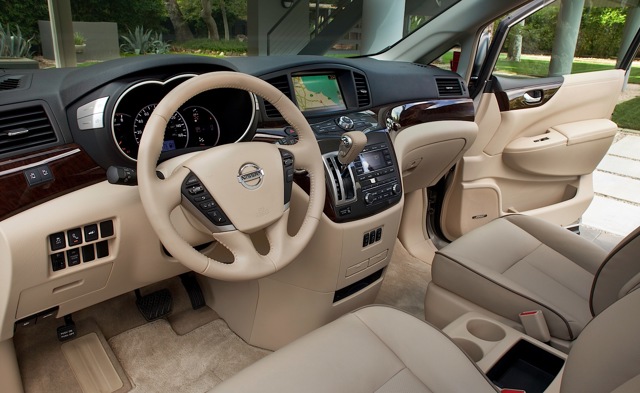 Nissan Quest photo 16