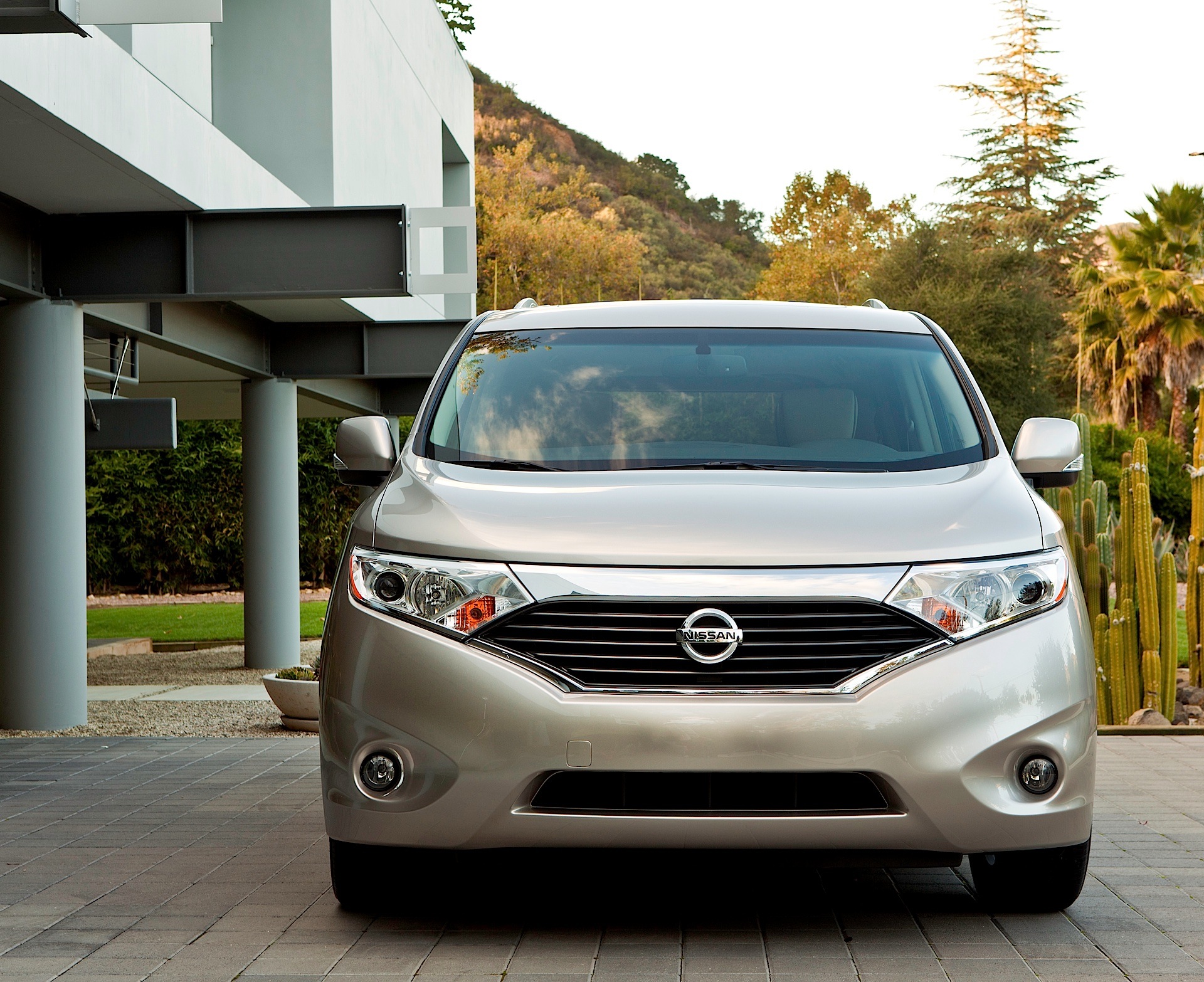 Nissan Quest photo 6