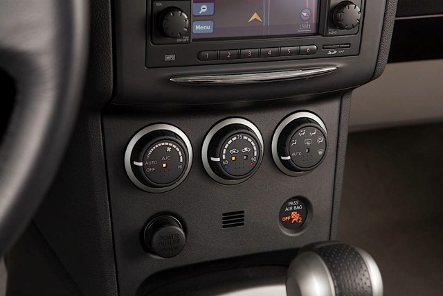 Nissan Rogue Foto 27