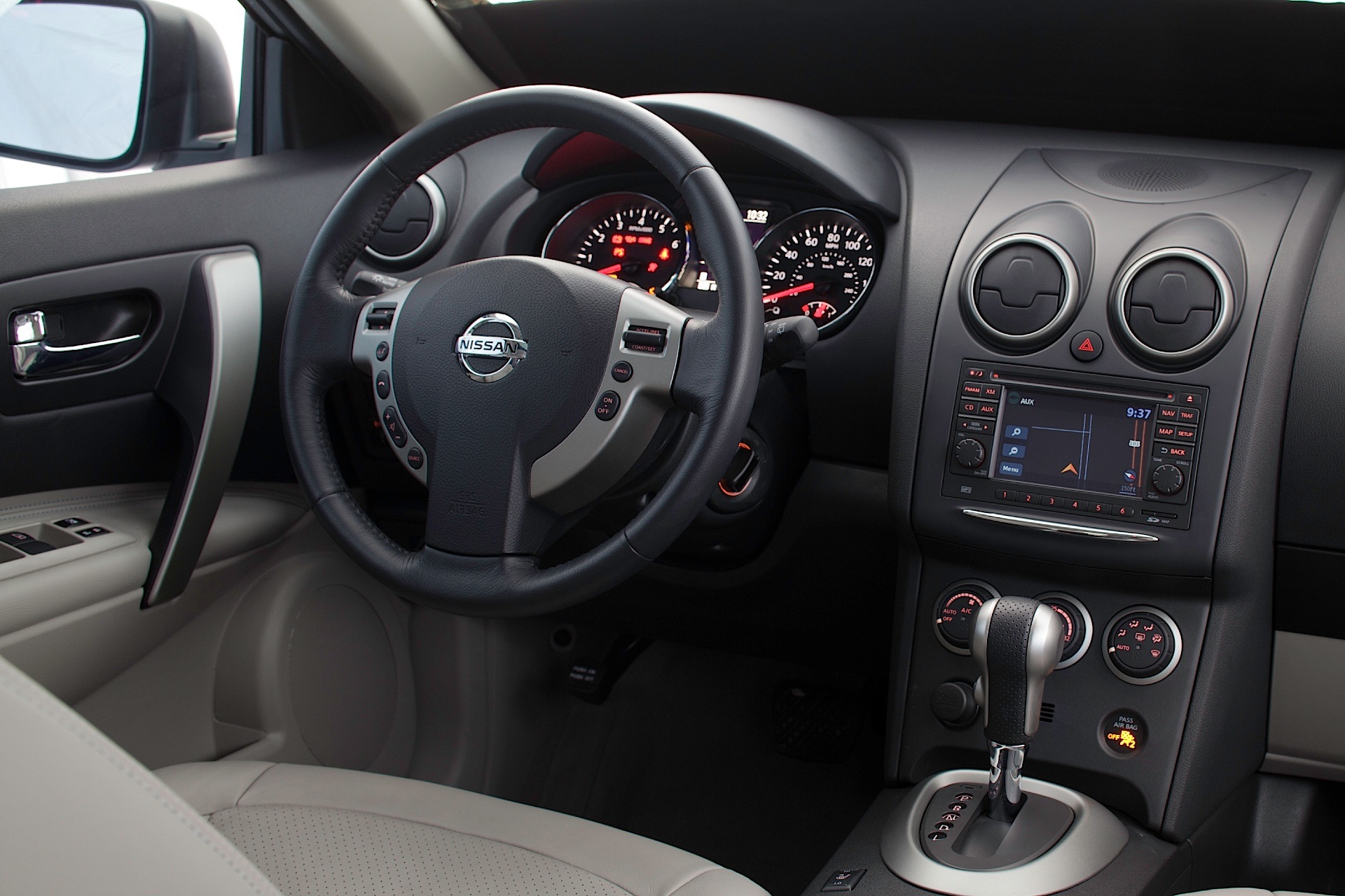 Nissan Rogue photo 37