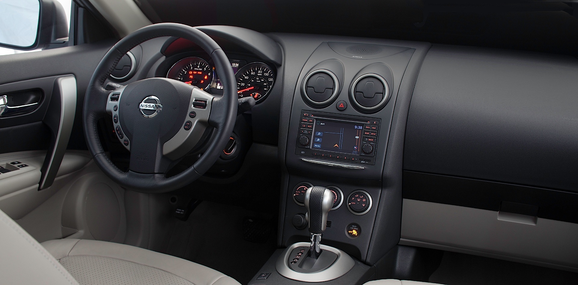 Nissan Rogue photo 38