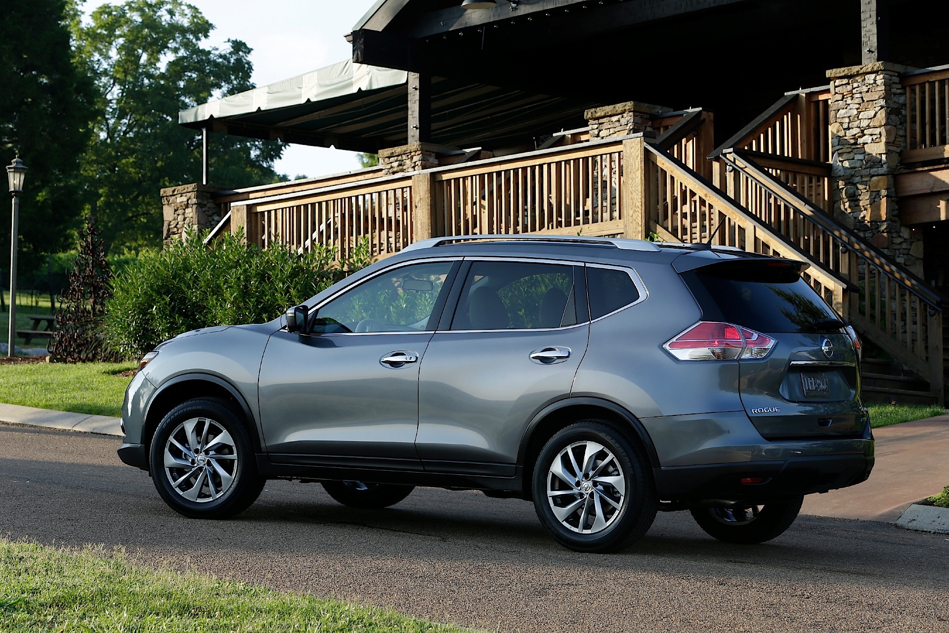 Nissan Rogue photo 17