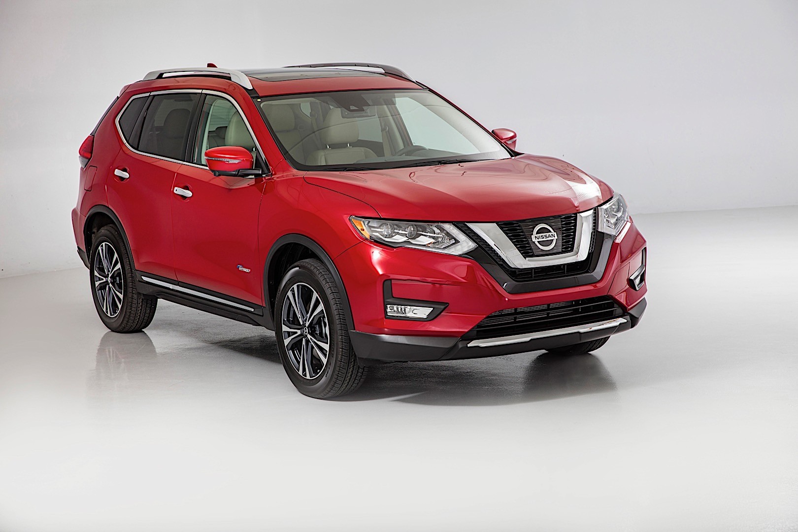 Nissan Rogue photo 8