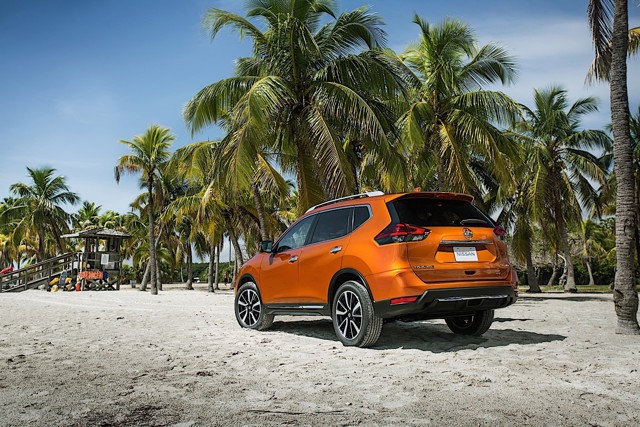 Nissan Rogue photo 14