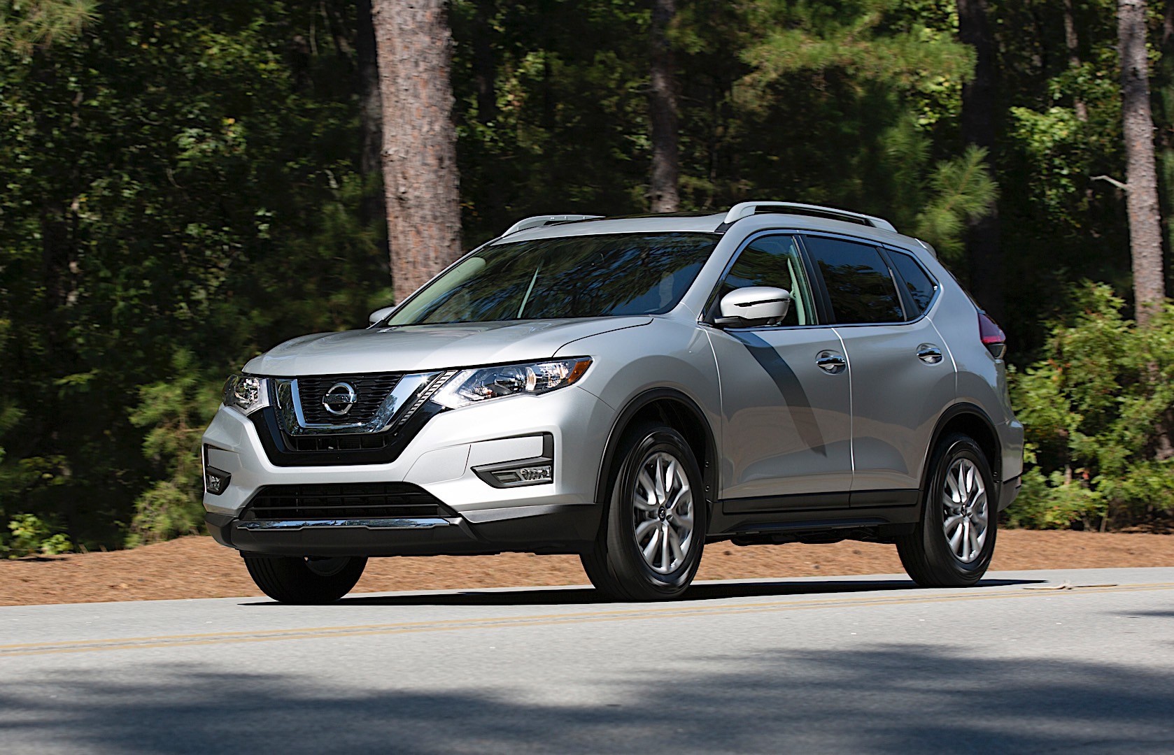 Nissan Rogue photo 18