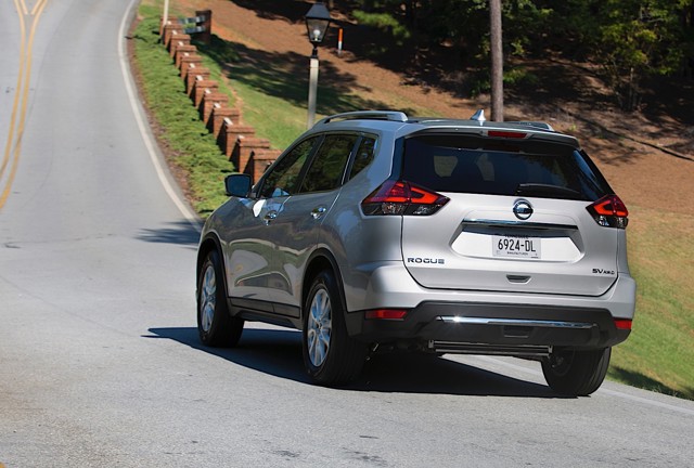 Nissan Rogue photo 19
