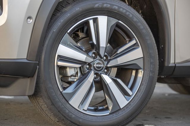 Nissan Rogue foto 36