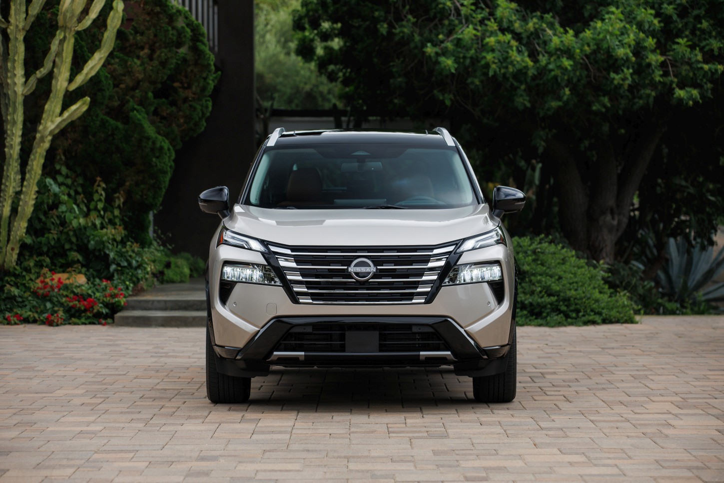 Nissan Rogue photo 4