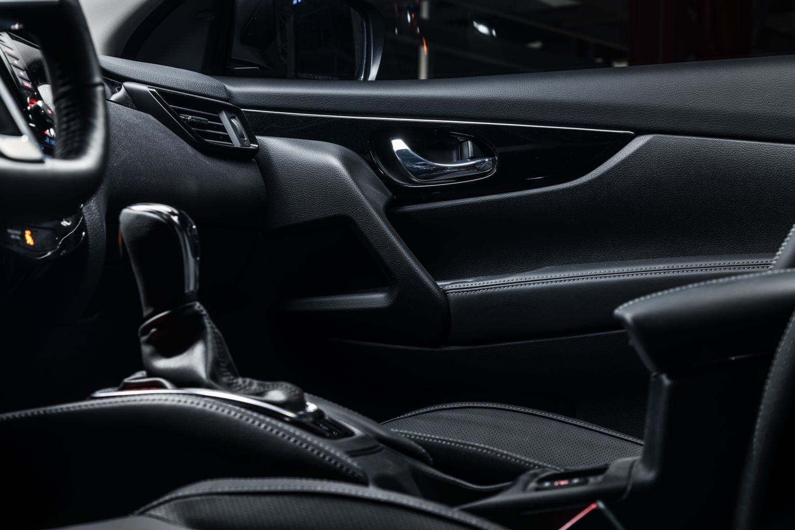 Nissan Rogue photo 28