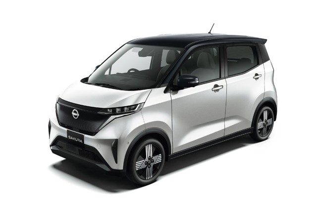 Nissan Sakura photo 9