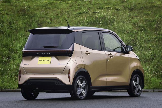 Nissan Sakura photo 47