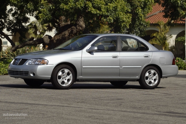 Nissan Sentra foto 2