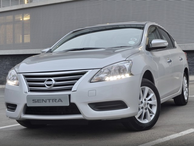 Nissan Sentra Foto 80