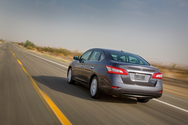 Nissan Sentra Foto 9