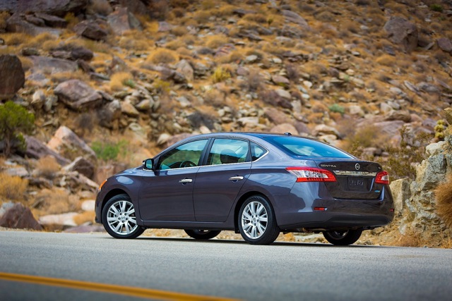 Nissan Sentra Foto 12