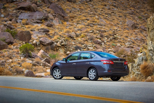 Nissan Sentra Foto 13