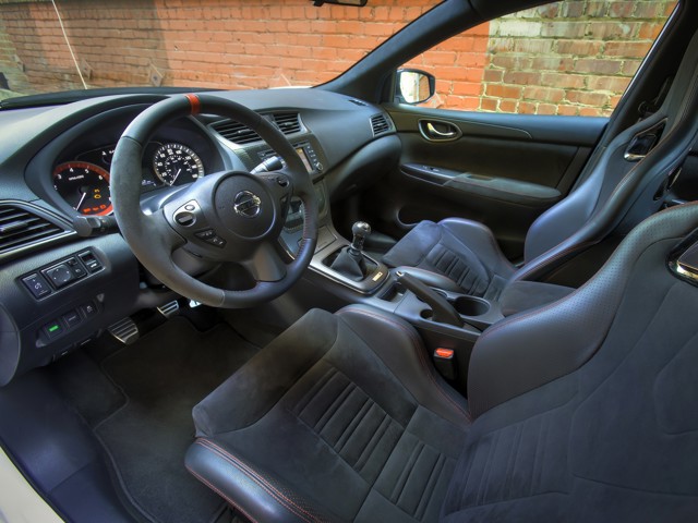 Nissan Sentra Foto 90
