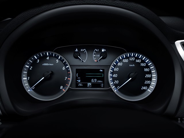 Nissan Sentra Foto 91