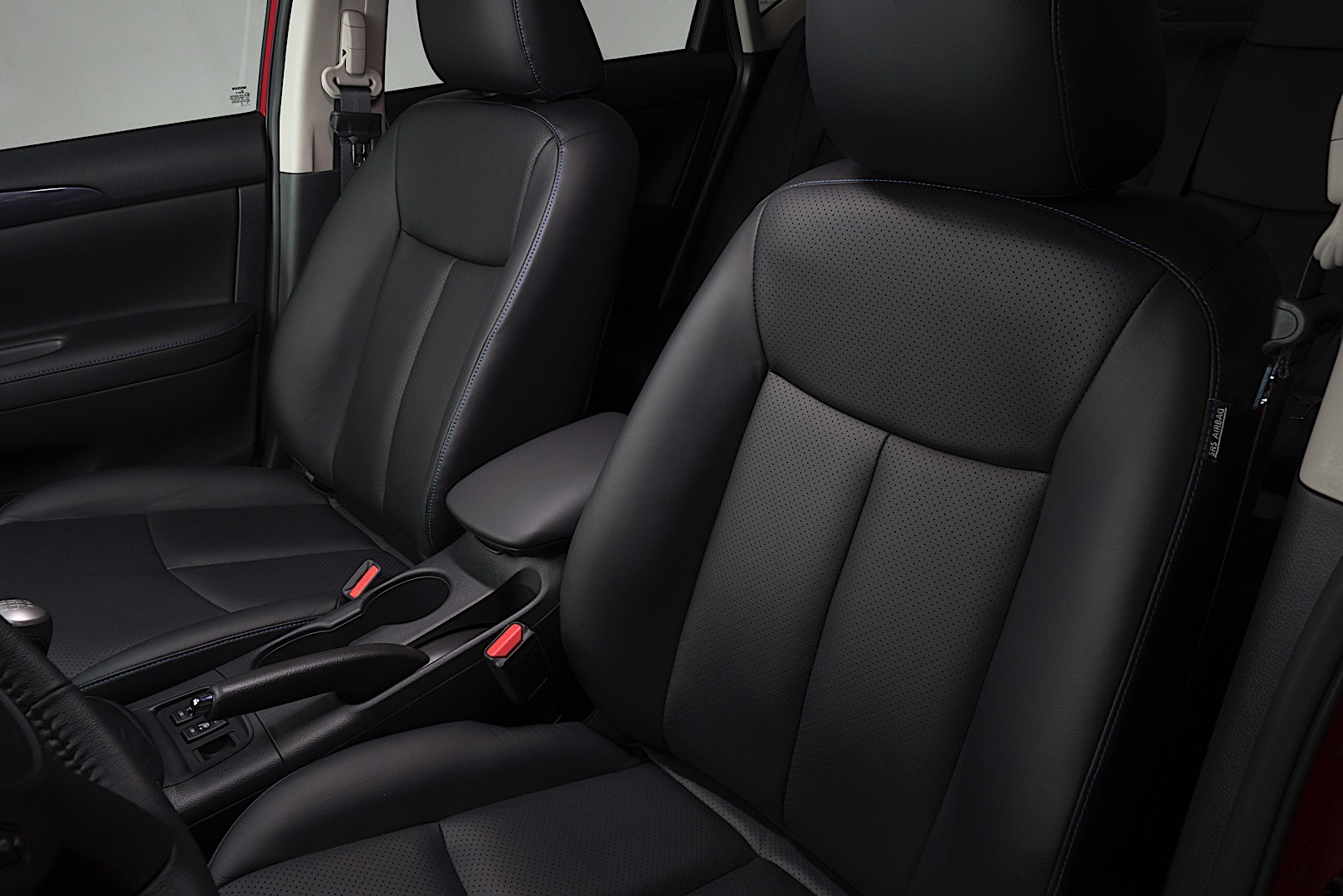 Nissan Sentra photo 35