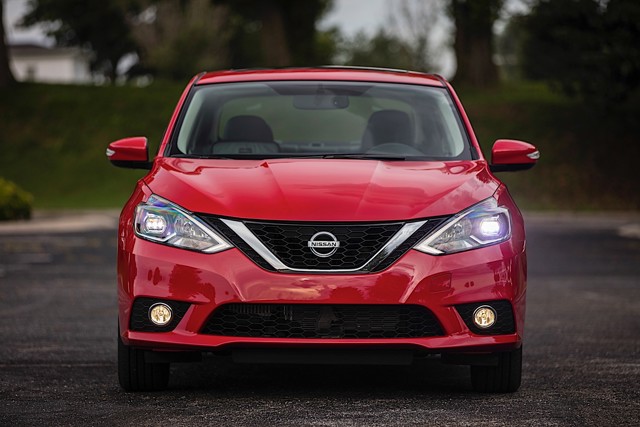 Nissan Sentra photo 7