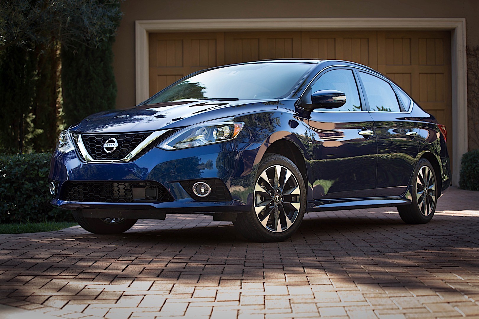 Nissan Sentra photo 23