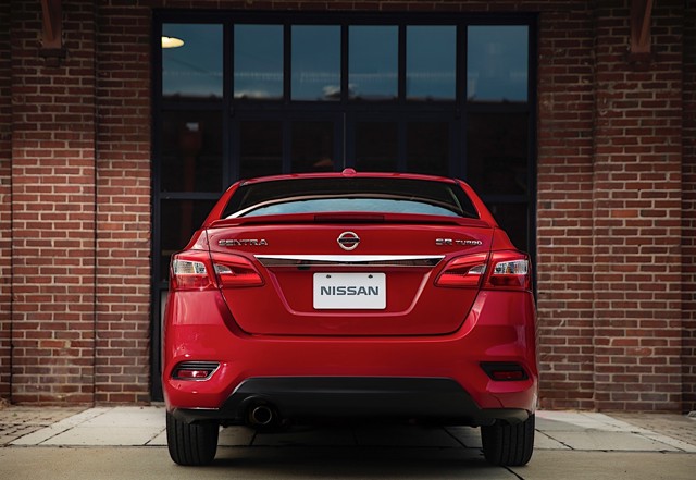 Nissan Sentra photo 24