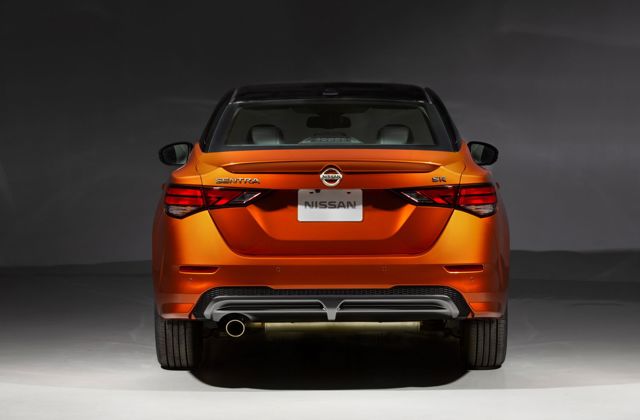 Nissan Sentra foto 27