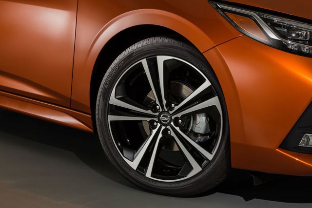 Nissan Sentra foto 35