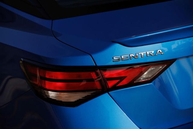 Nissan Sentra Foto 11