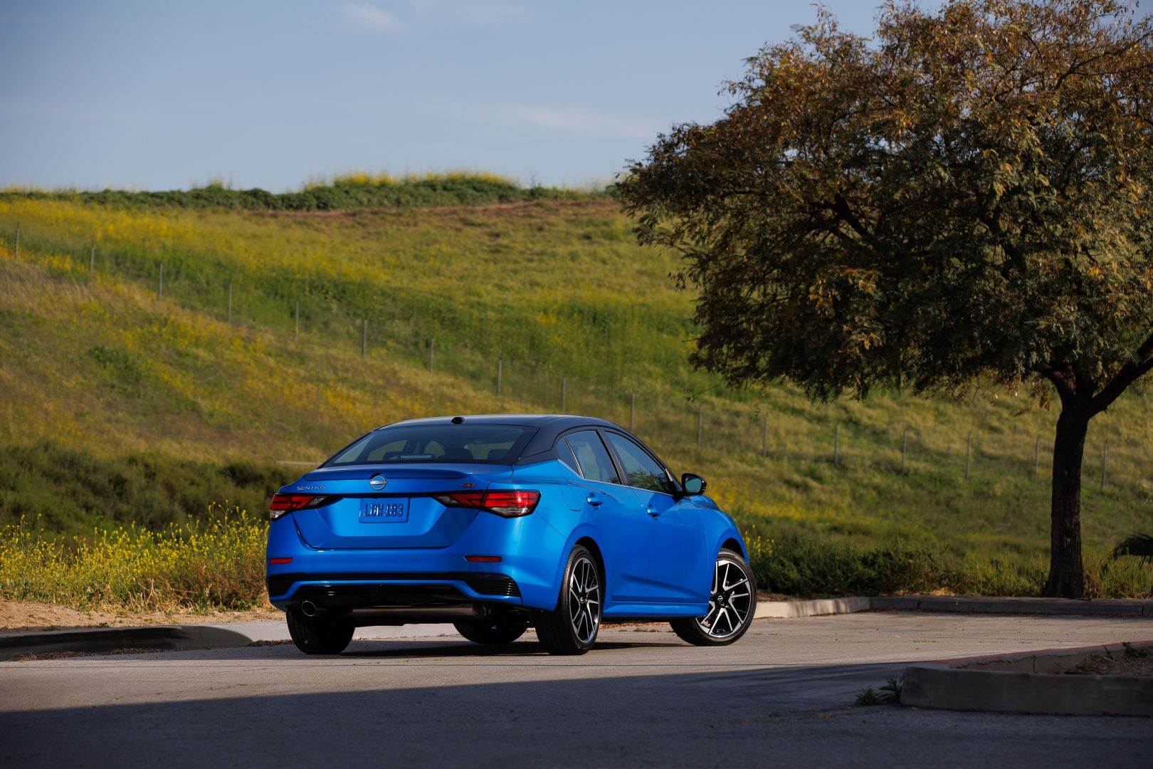 Nissan Sentra photo 34