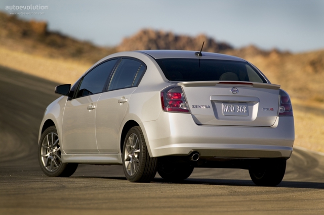 Nissan Sentra Foto 2