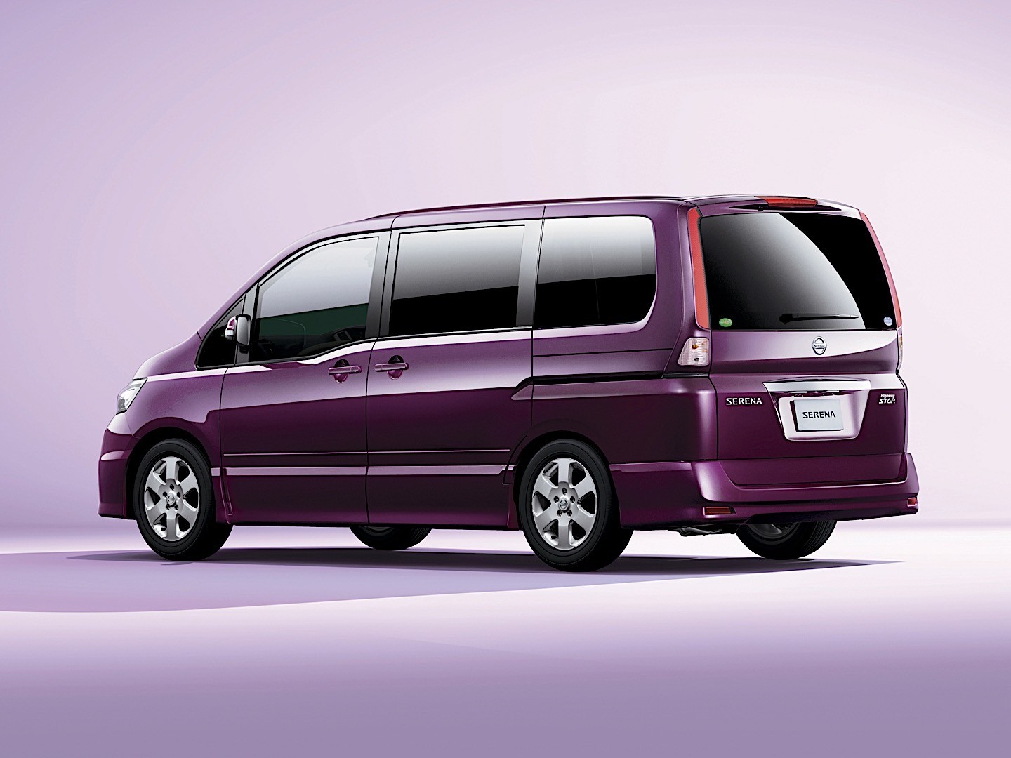 Nissan Serena photo 13