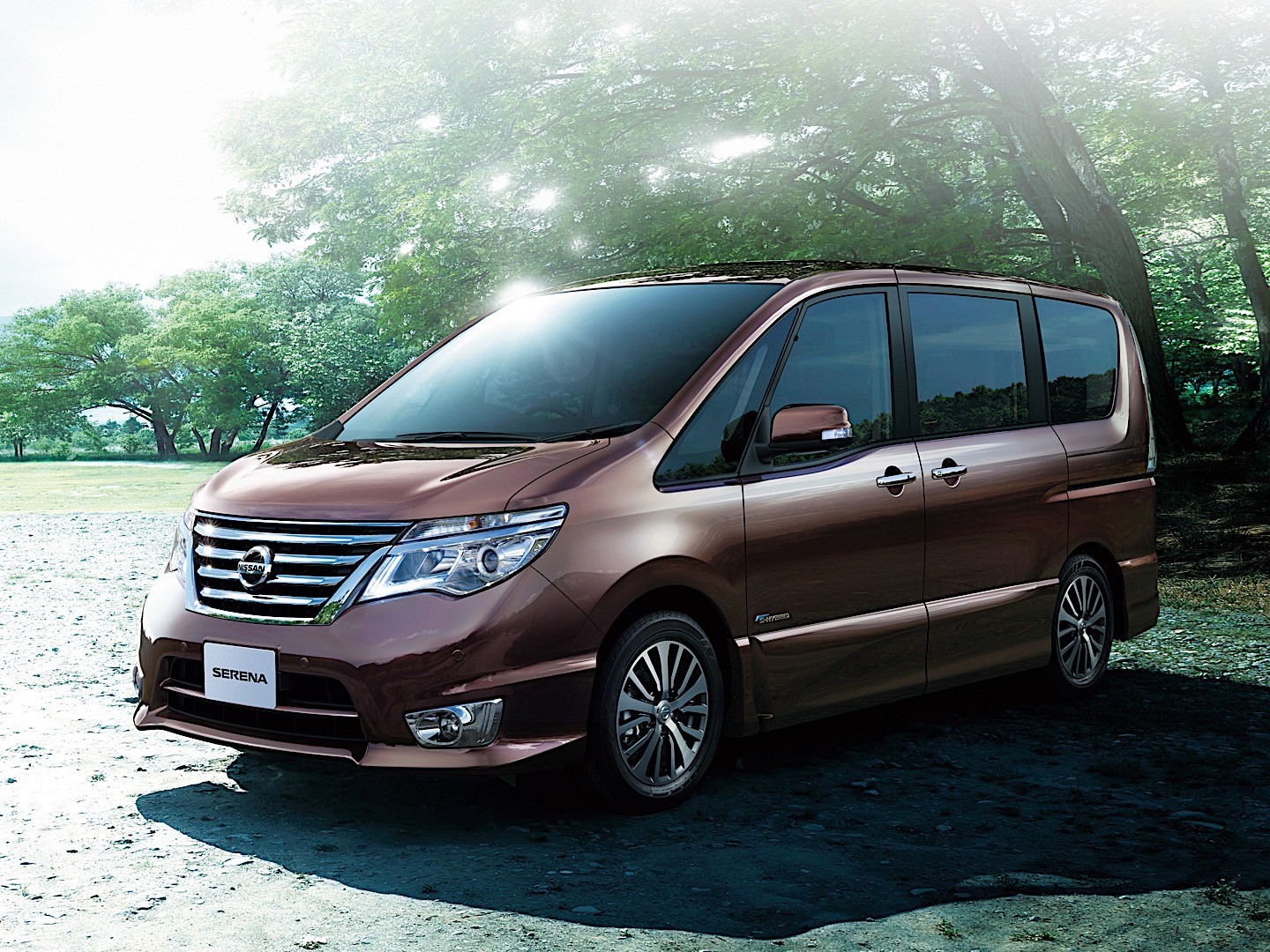 Nissan Serena photo 13