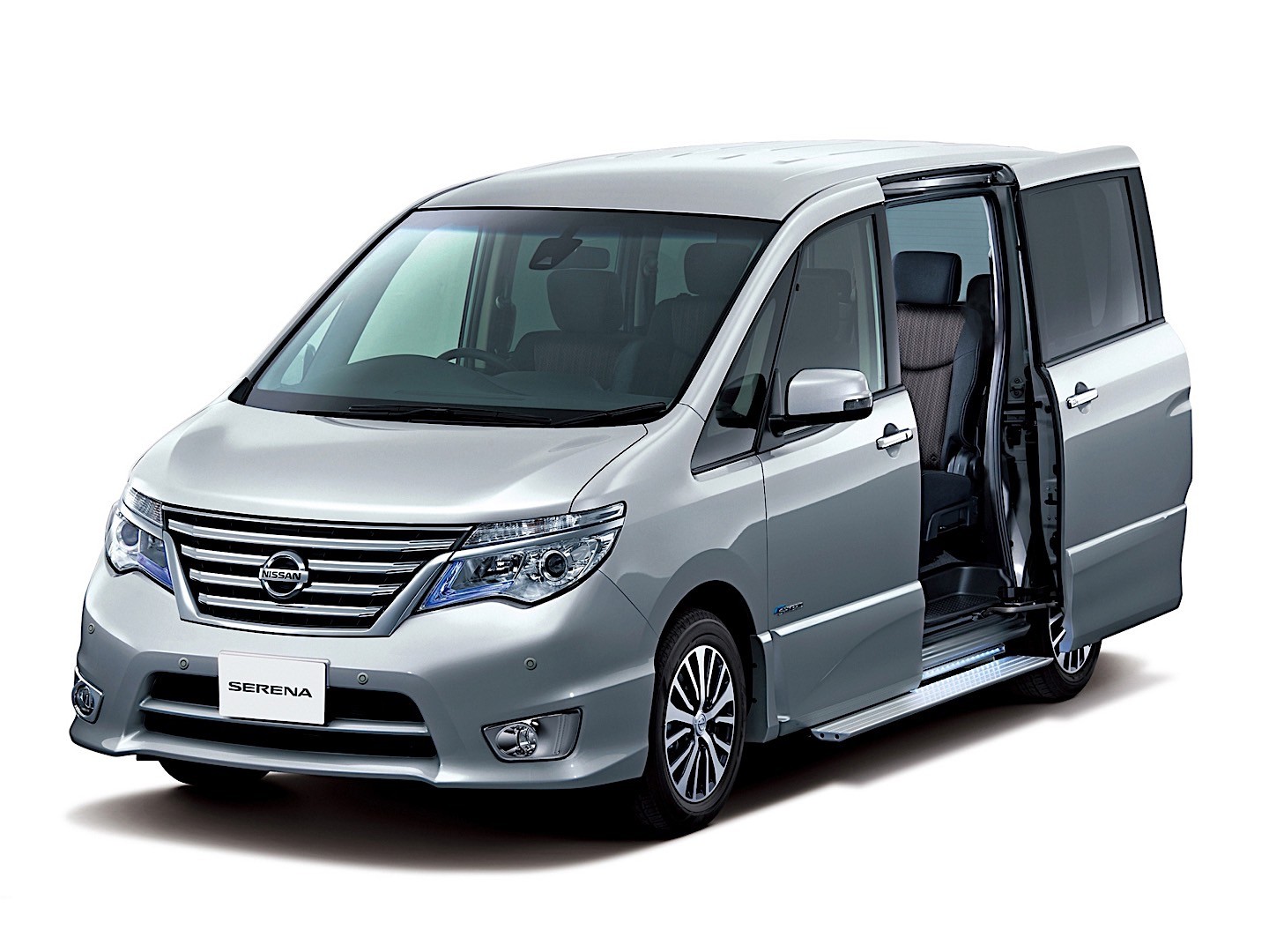 Nissan Serena photo 16
