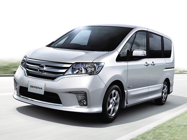 Nissan Serena foto 2