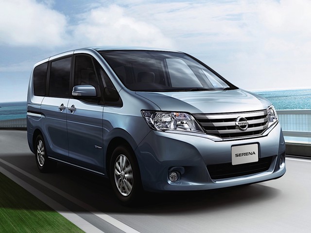 Nissan Serena foto 19