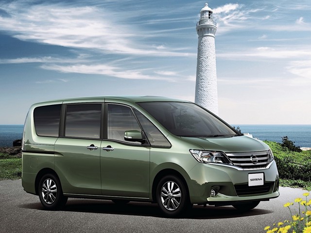 Nissan Serena foto 4