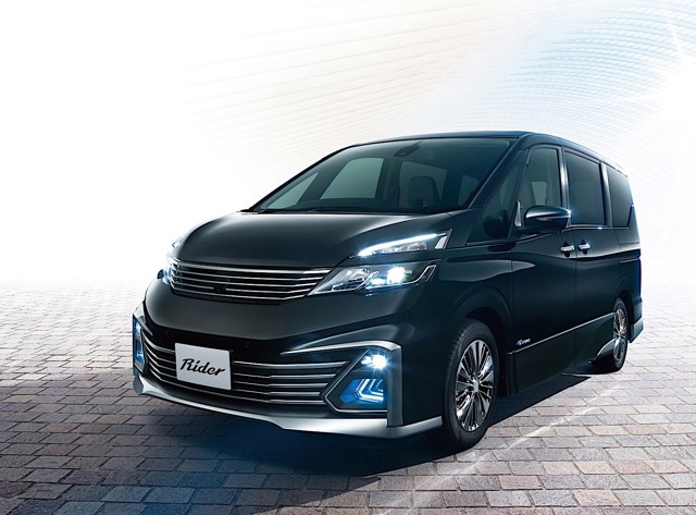 Nissan Serena Foto 13
