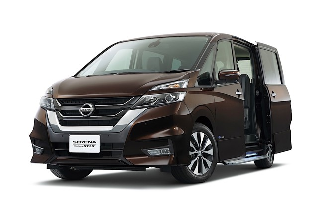 Nissan Serena Foto 15