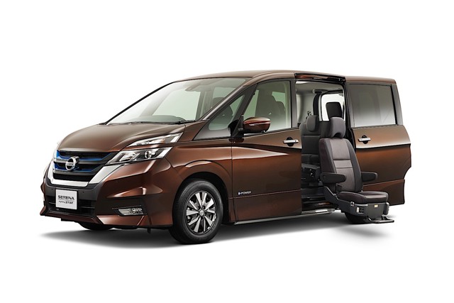 Nissan Serena Foto 5