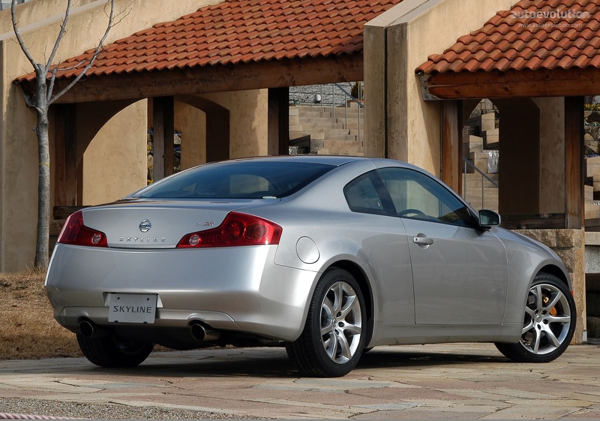 Nissan Skyline photo 2