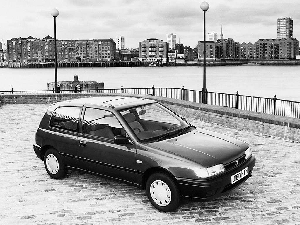 Nissan Sunny 3 Doors photo 5
