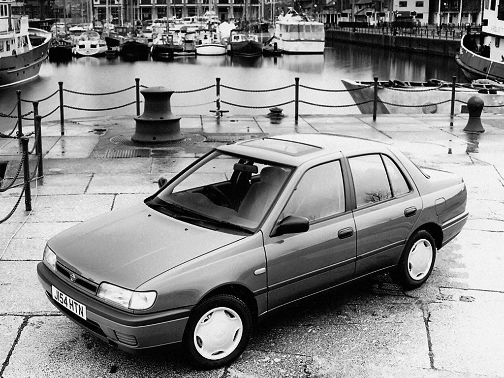 Nissan Sunny Sedan photo 4