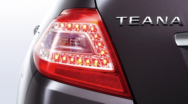 Nissan Teana Foto 13