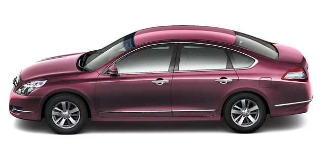 Nissan Teana Foto 16