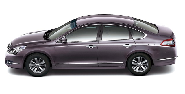Nissan Teana Foto 18