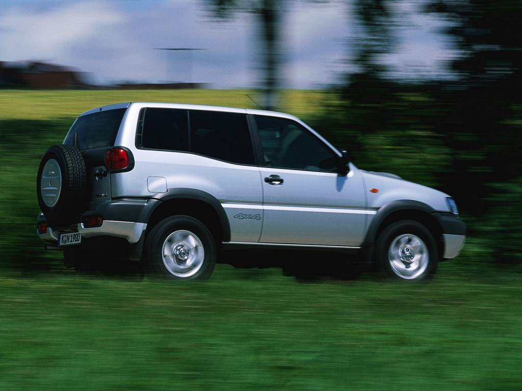 Nissan Terrano 3 Doors photo 11