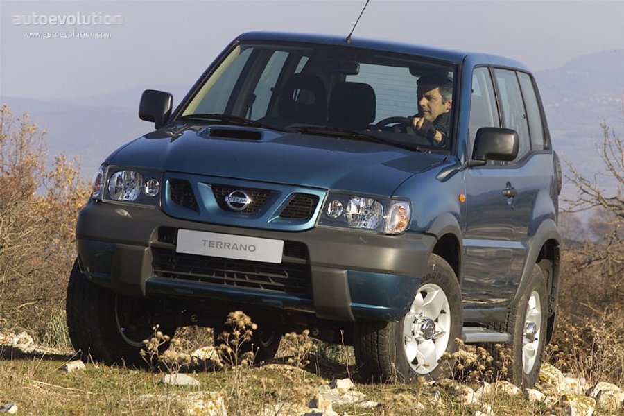 Nissan Terrano 3 Doors photo 2